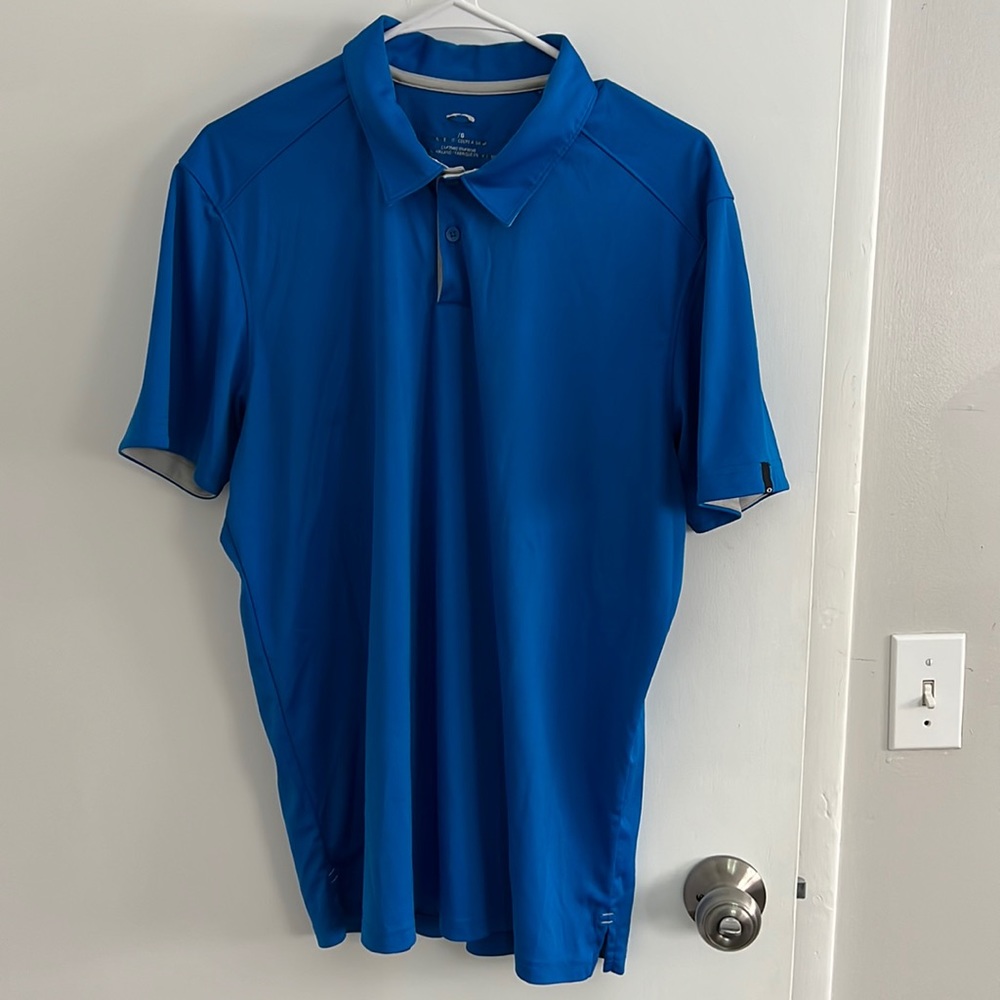 Oakley athletic tshirt